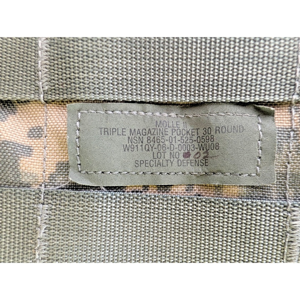 US Milttary ACU MOLLE II Bandoleer, Triple Mag, Assorted Pouches - 7 total items - Picture 10 of 16